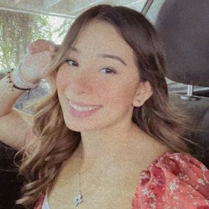 Meet your Posher, Lesly